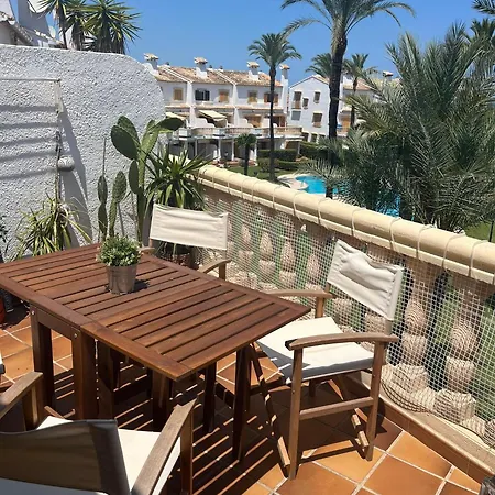 Atico Con Salida Directa A La Playa - Apartment *