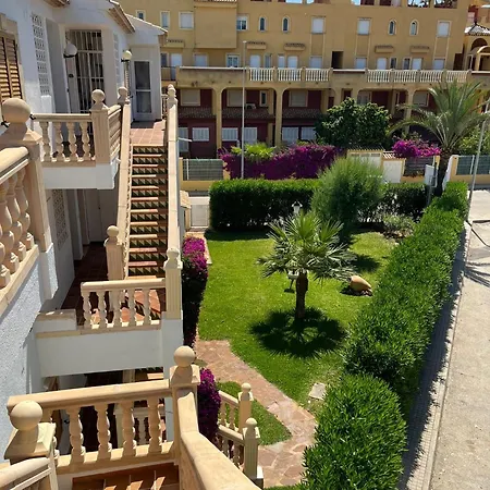 Atico Con Salida Directa A La Playa -